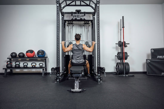 Man doing lat pulldowns on an Ares 2.0