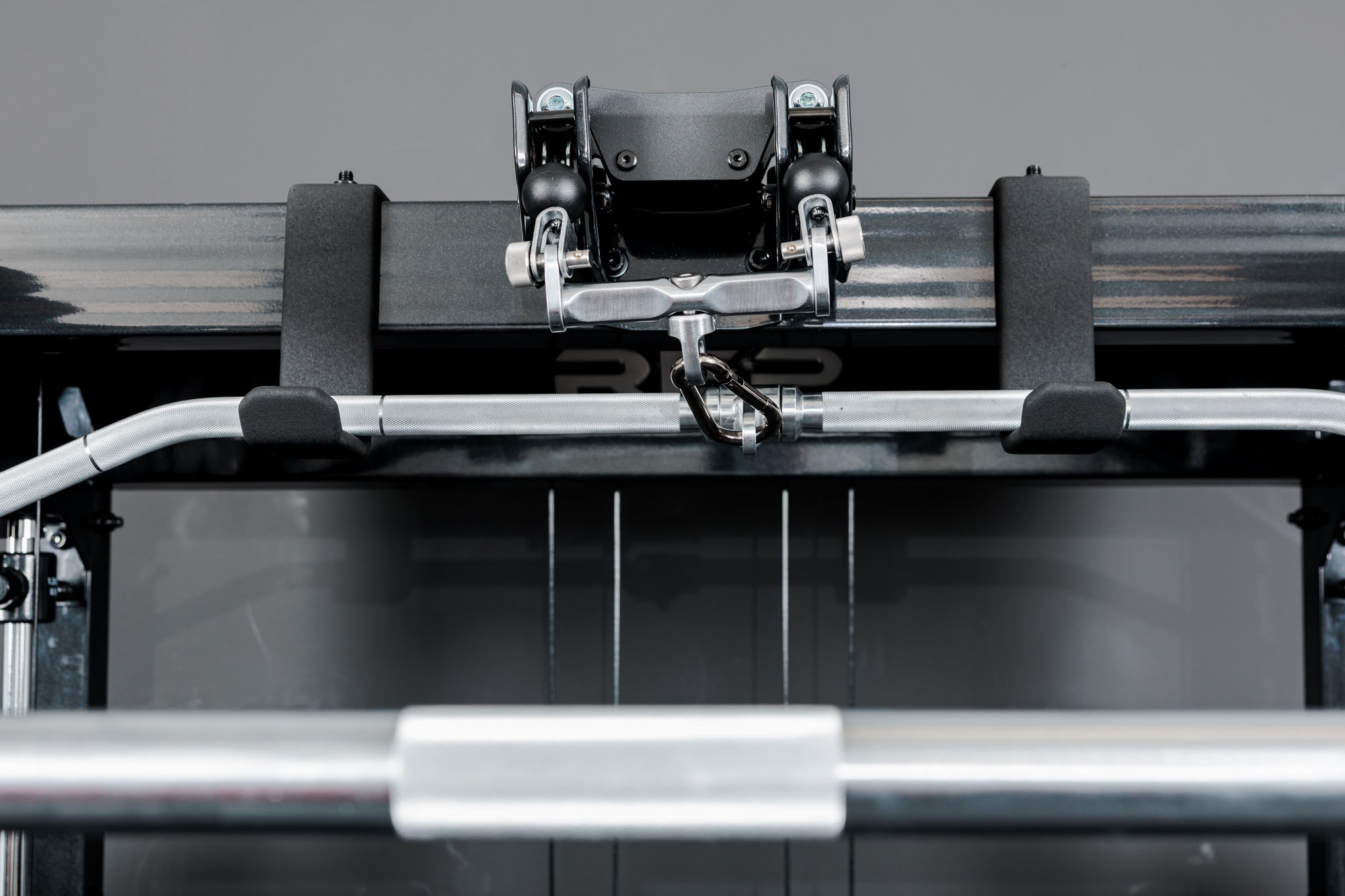 Close-up of the safeties 2-to-1 connector on the REP Fitness Altitude™ Power Rack Cable Attachment