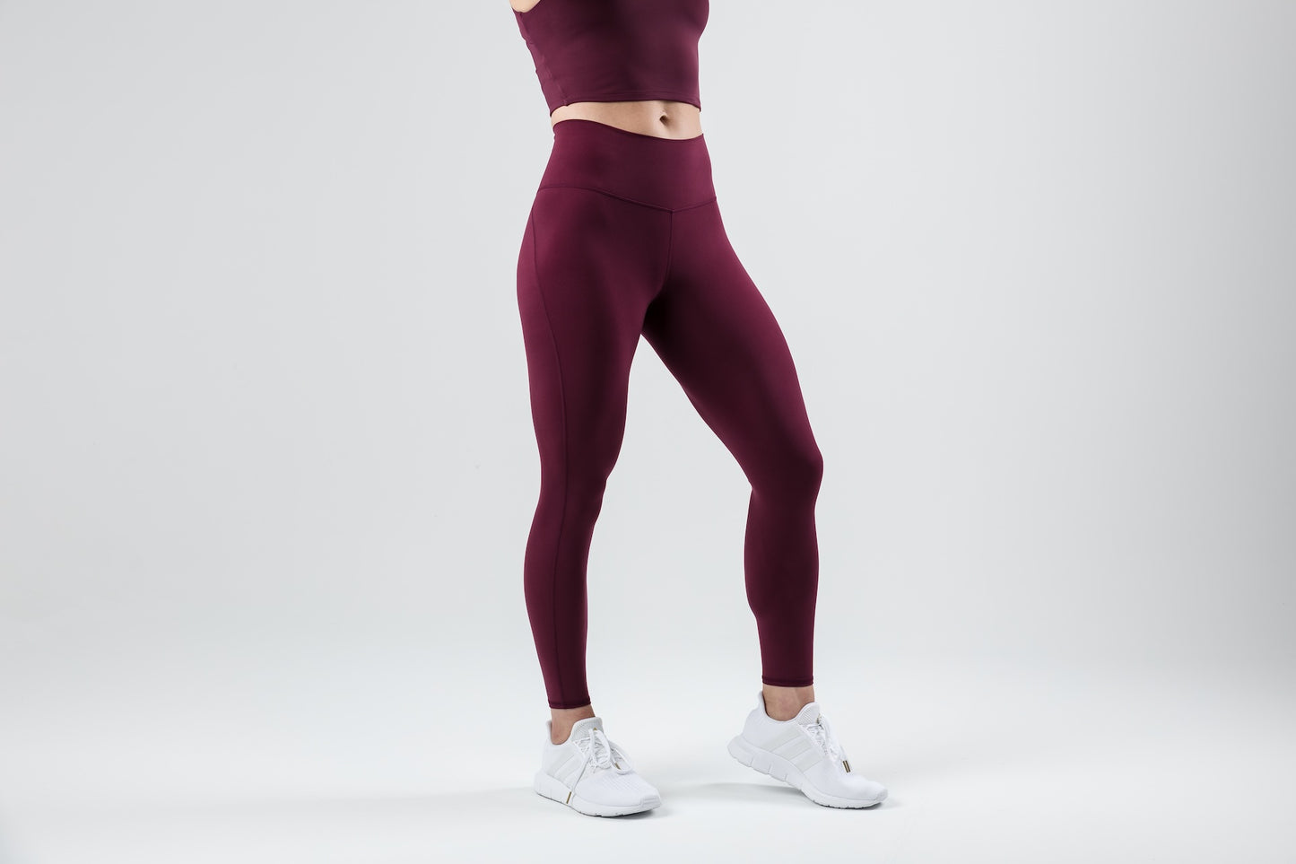 Women's Eos tight in wine