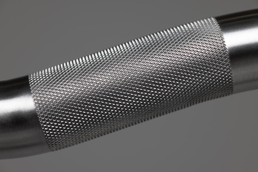 Curl Bar medium depth knurling.